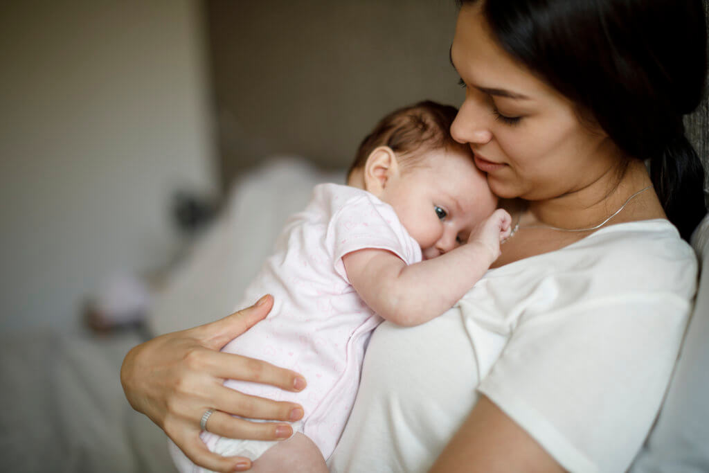Does a Surrogate Mother Share DNA with the Baby?